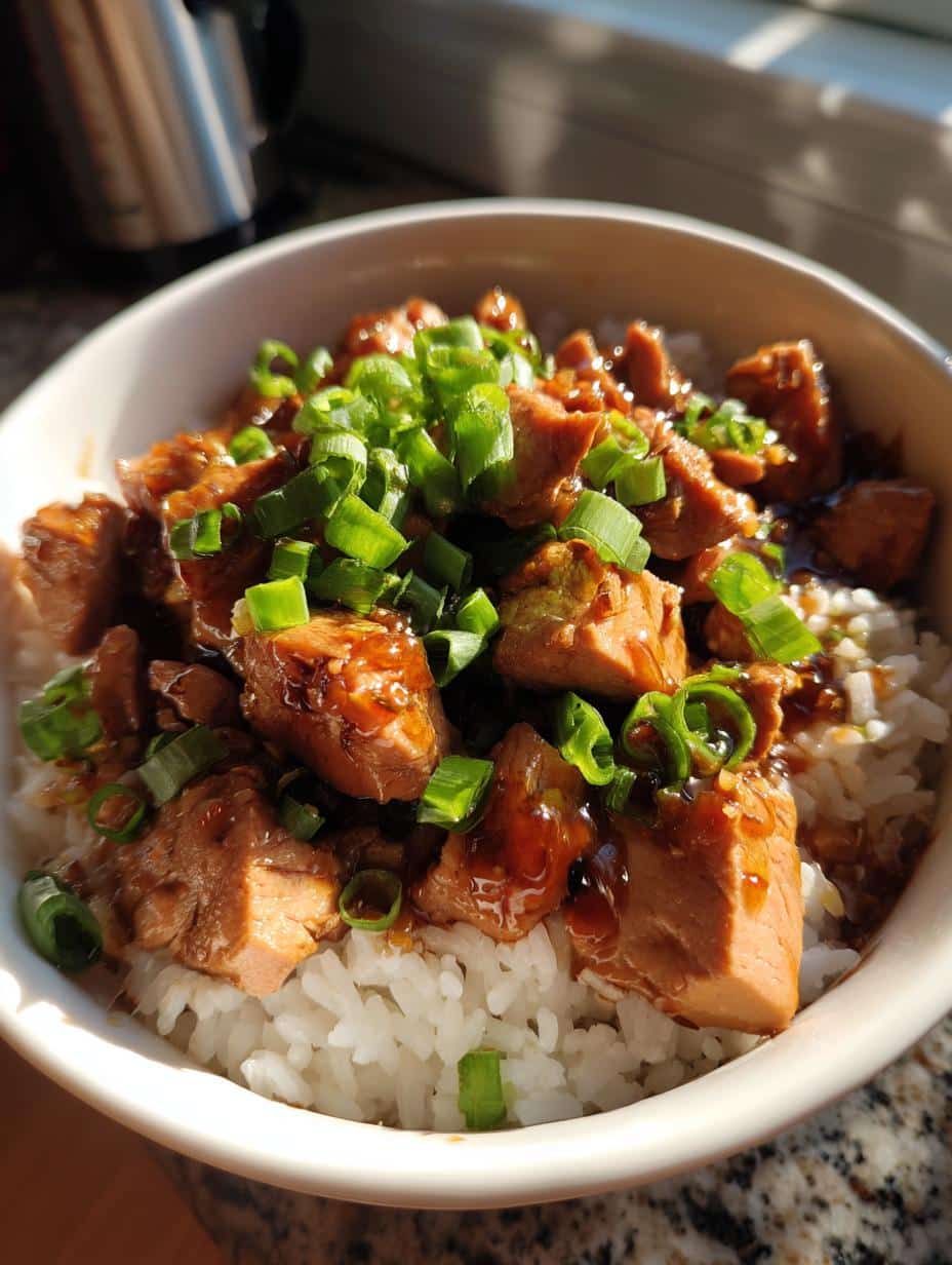 Hot Honey Chicken and Rice Bowls: 5 Reasons to Crave Them 4 Hot Honey Chicken and Rice Bowls - detail 1